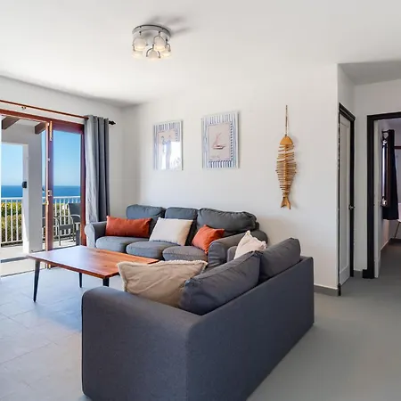Nyaraló Ocean-view House, Ideal For Families Binibeca