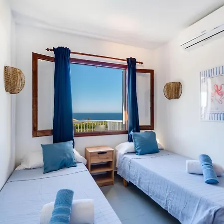 Nyaraló Ocean-view House, Ideal For Families Binibeca