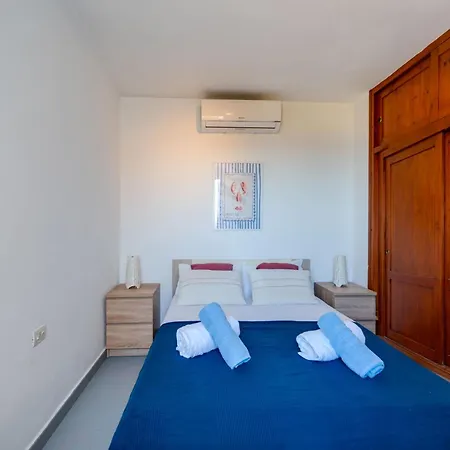 Ocean-view House, Ideal For Families *