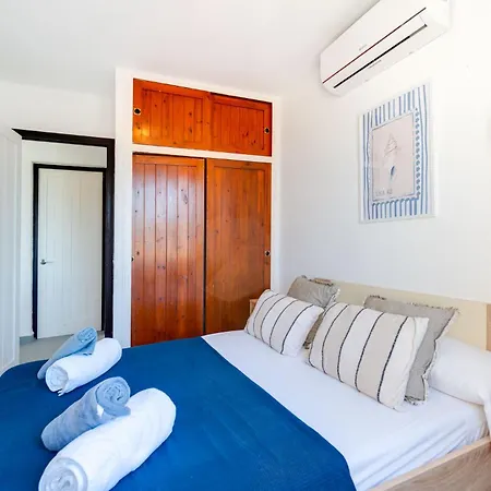 Ocean-view House, Ideal For Families Nyaraló Binibeca